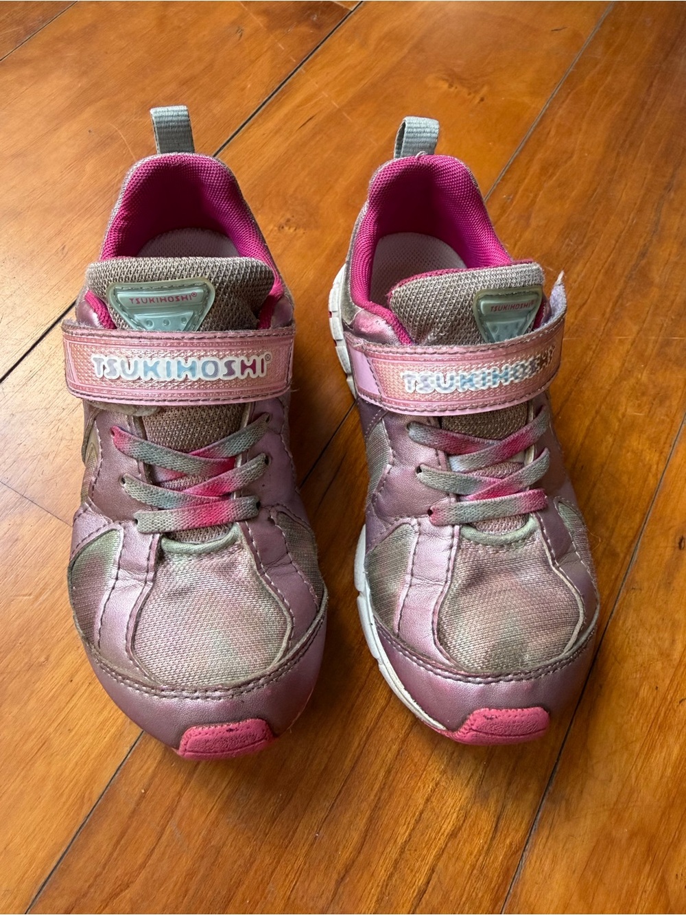 Tsukihoshi - Rainbow Sneakers, Size 11.5 (Toddler)